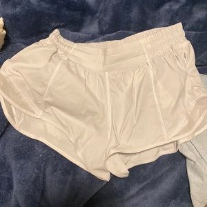 Lululemon Hotty hot shorts